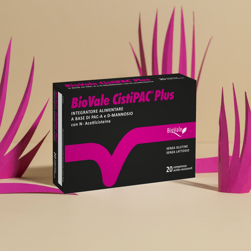 Confezione di BioVale Cistipac Plus (con sfondo), il supporto naturale più efficace per le cistiti ricorrenti e per le prostatiti, grazie ad una formulazione innovativa e unica sul mercato italiano ed europeo.